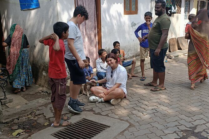 Private 8 Hours Mumbai City Sightseeing and Dharavi Slum Tour - Hanging Gardens and Dhobi Ghat: Mumbai’s practical beauty