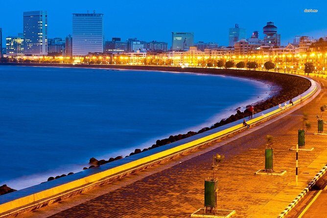 Private Custom Mumbai Tour - Chowpatty Beach (Girgaon) and the Marine Drive Edge: A Human-Scale Pause