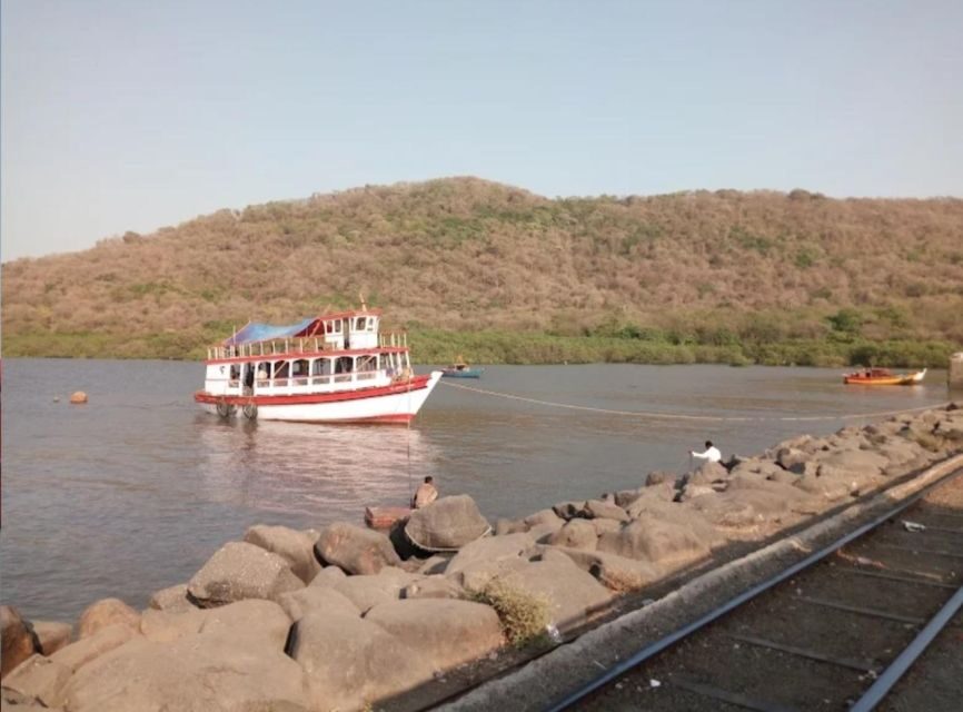 Private Elephanta Island Caves Tour with Village Tour - How this Elephanta Island caves tour really plays out