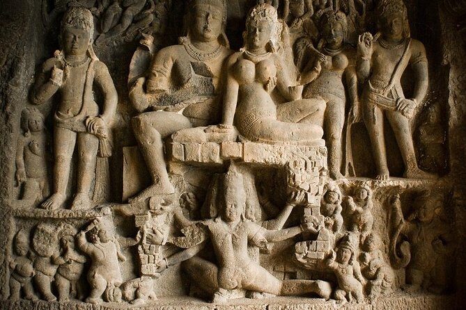 Private Full-Day Mumbai City Tour with Elephanta Caves Excursion - Crawford Market (Mahatma Jyotiba Phule Mandai): shopping chaos, but controlled