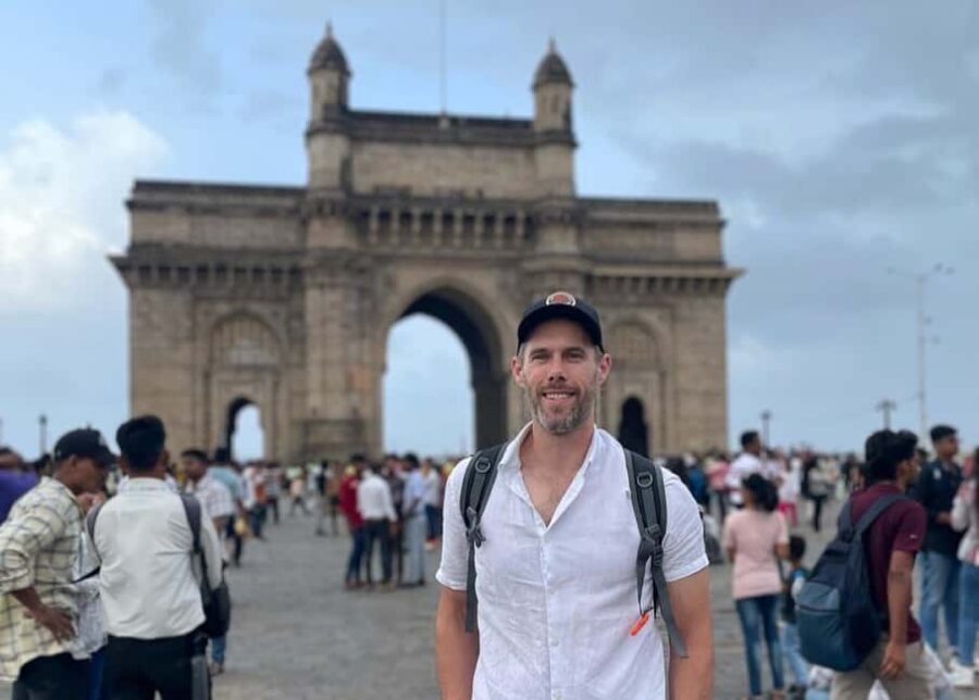 Private Full-Day Mumbai Sightseeing & Dharavi Slum Tour - Dharavi’s 2-hour walking tour: respectful, practical, and human-scale
