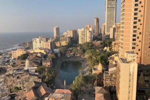 Private Guided Spiritual Walk in Banganga Hindu Temples - Walkeshwar Temple Complex: stone shrines, local customs, and guided meaning