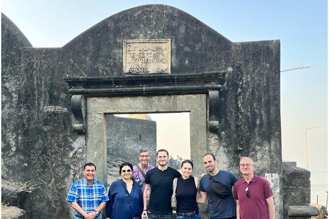 Private Guided Walking Tour in Bandra Queen of Suburbs - Why Bandra’s Portuguese trail works best as a walking tour