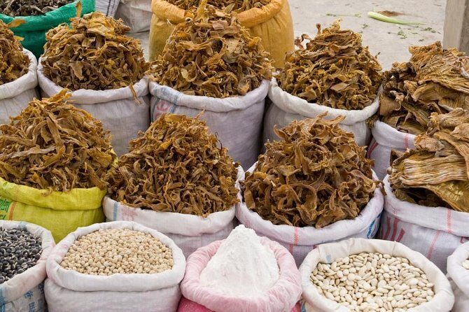 Private Guided Walking Tour in Fort & Colaba - Price and value: what $36.81 buys you in Mumbai