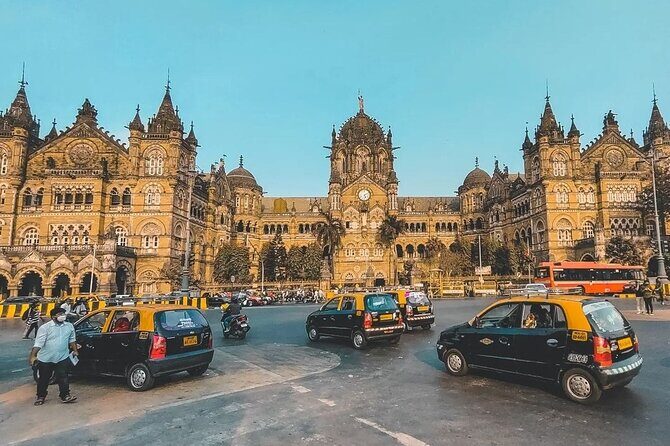 Private Half Day Mumbai City Tour including AC vehicle. - Marine Drive and Chowpatty: the coastline break