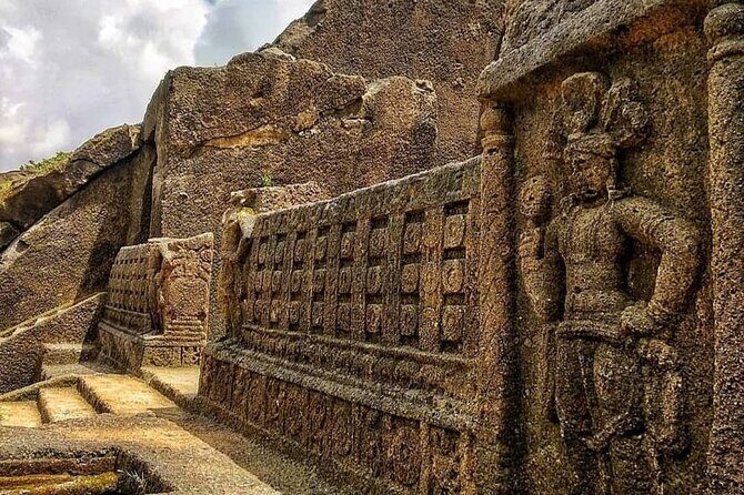 Private Kanheri Buddhist Cave with Mumbai Sightseeing Including AC vehicle - Private pickup to Kanheri: why this format is so convenient