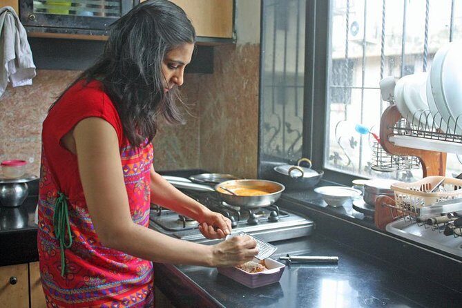Private Market Tour and Vegetarian Cooking Class in Mumbai - Getting to Indu Villa: how the start sets the tone