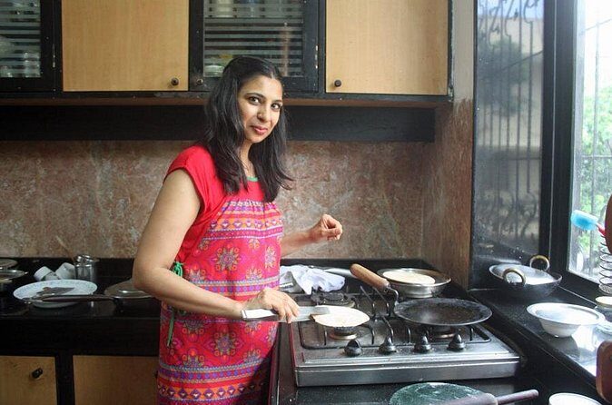 Private Market Tour and Vegetarian Cooking Class in Mumbai - Who this Punjabi vegetarian cooking class suits best