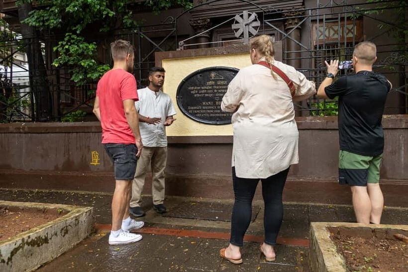 Private Mumbai Highlights Tour (5 Hours) - How the guides and drivers shape the whole experience