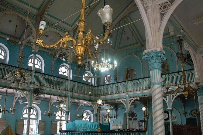Private Mumbai Jewish Heritage Tour: Baghdadi & Bene Israel - Keneseth Eliyahoo Synagogue: tucked away, art-district silence