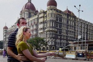Private Mumbai Sightseeing Tour (Traveller's Choice Award Winner) - Hotel pickup, A/C comfort, and Mumbai traffic reality