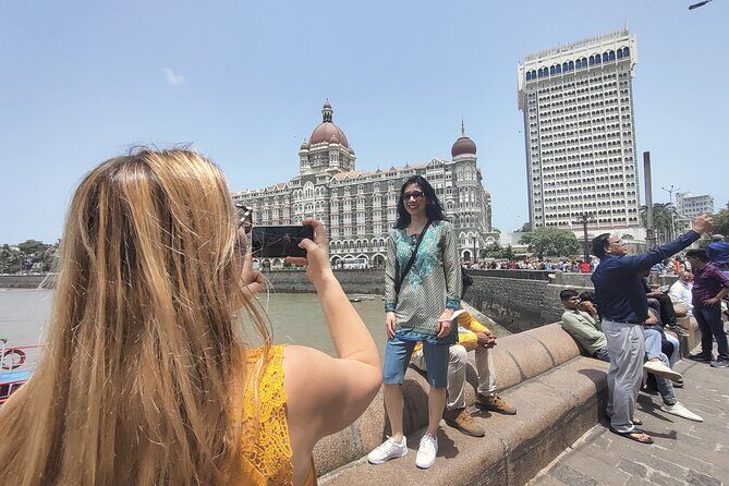 Private Mumbai Sightseeing Tour with Local English Guide - Chhatrapati Shivaji Maharaj Terminus (CSMT): Rail History in Stone and Steel