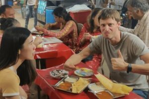 Private Mumbai Sightseeing Tours - Half Day Mumbai Tour - Gateway of India: start with Mumbai’s best-known photo spot