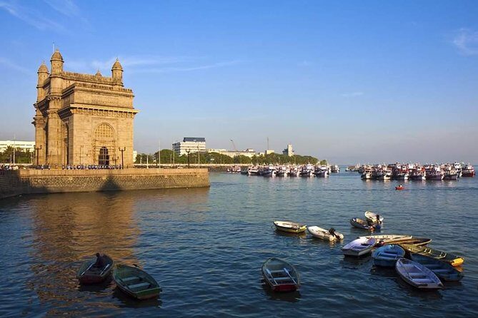 South Mumbai City with Kanheri Cave Tour in Private Vehicle - Bandra–Worli Sea Link: A Quick Look at Mumbai’s Modern Engineering