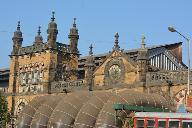 Two Days Mumbai Tour Package : City + Slum + Elephanta + Market - Dhobi Ghat and the human-scale stops