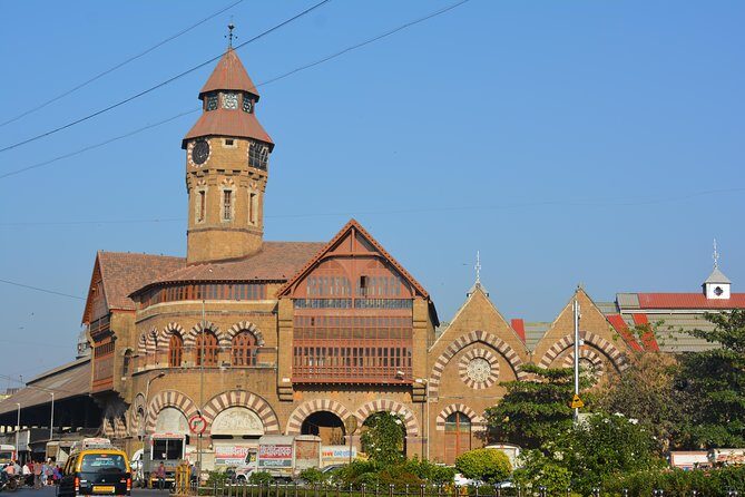 Two Days Mumbai Tour Package : City + Slum + Elephanta + Market - Price and value: is $187.26 a fair deal?