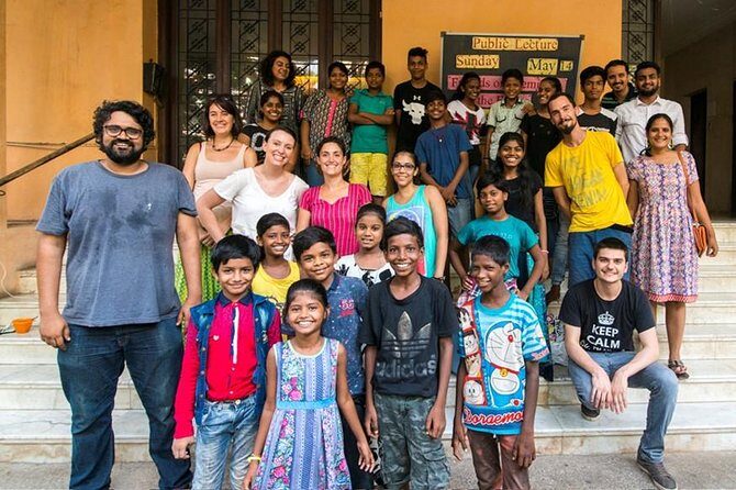 Ultimate Mumbai Full Day: Sights, Bollywood Dance, Lunch & Spices - Lunch of Indian fare: included fuel for a long day