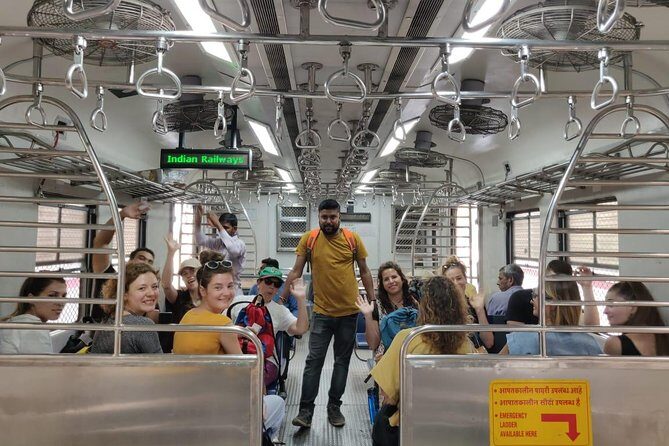 Walking Tour of Dharavi Slum in Mumbai - Where You Start in Mahim and How the Walk Flows